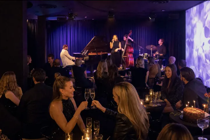 Gimtadienio šventė su gyva muzika Downtown Piano Lab